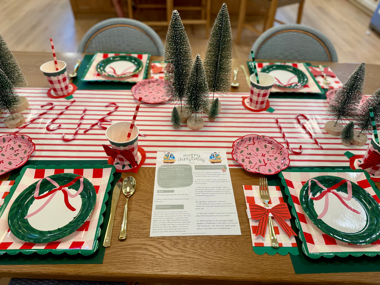 Christmas: Wreath and Bows Christmas